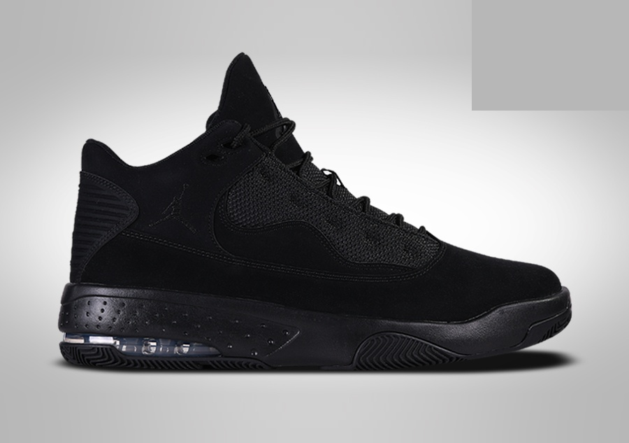 Фото № 1 с приближением к товару «‎Nike Air Jordan Max Aura 2 Triple»