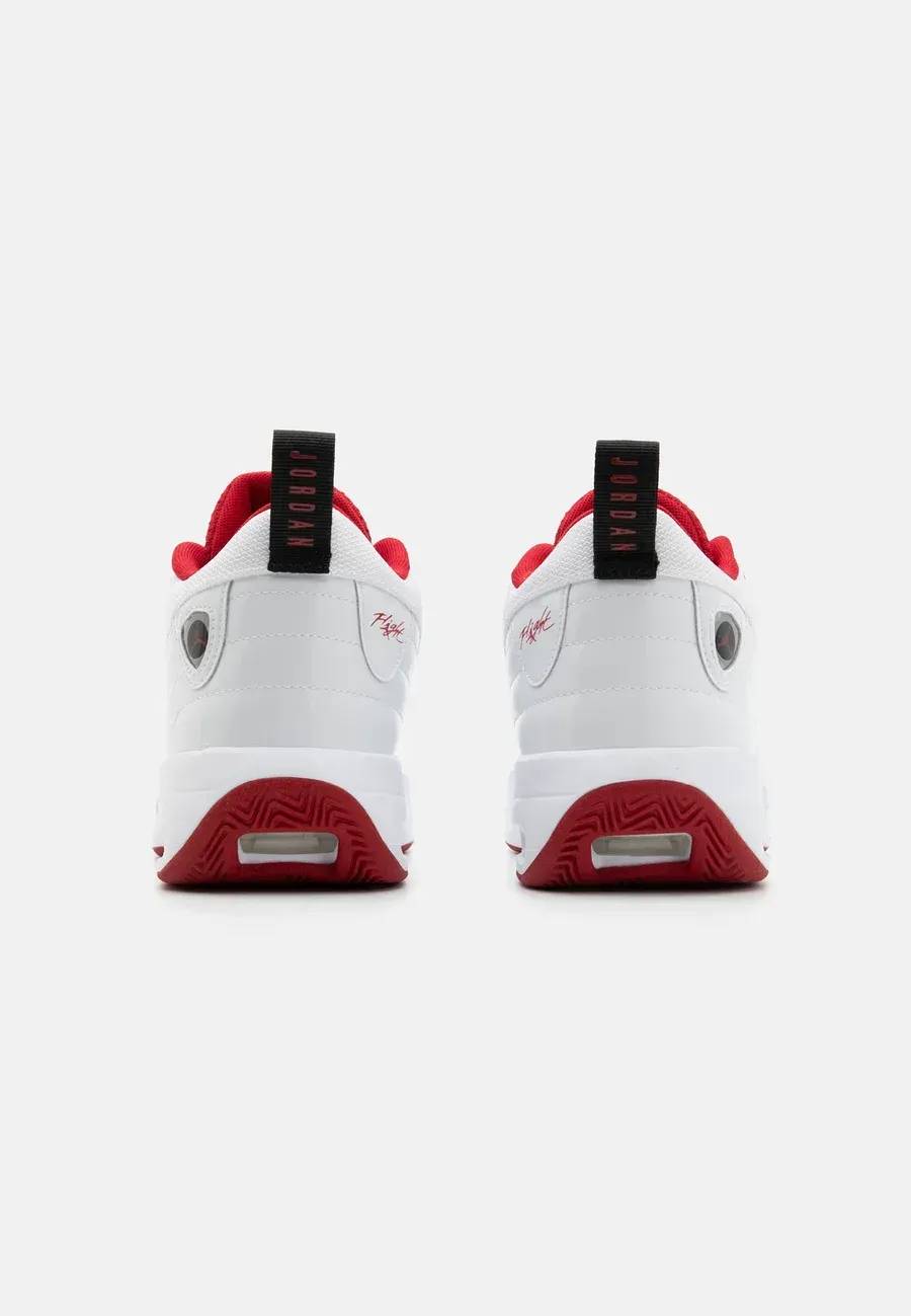 Фото № 3 с приближением к товару «‎JORDAN MAX AURA 6»