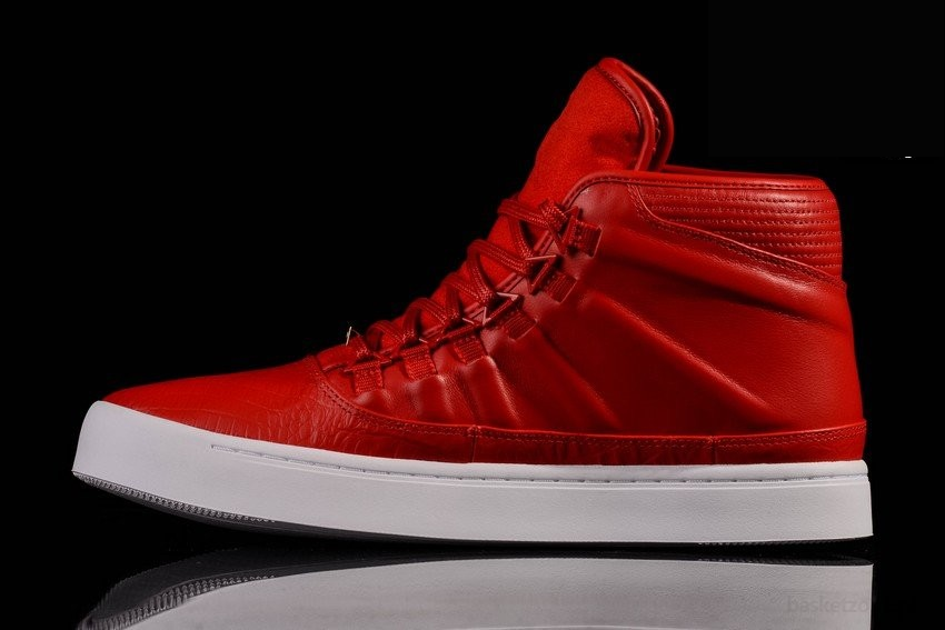 Фото № 1 с приближением к товару «‎Nike Air Jordan Westbrook 0 University »