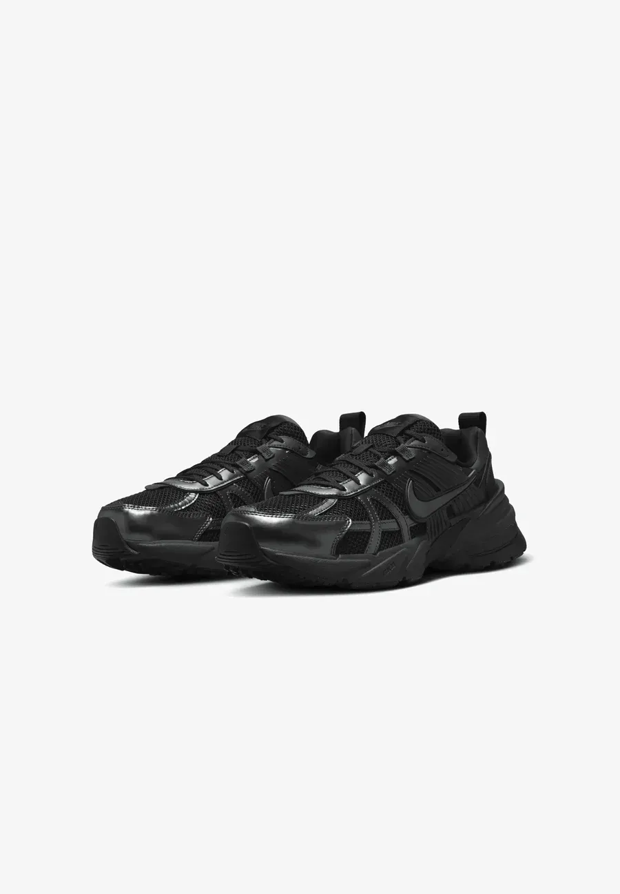 Фото № 4 с приближением к товару «‎V2K RUN »