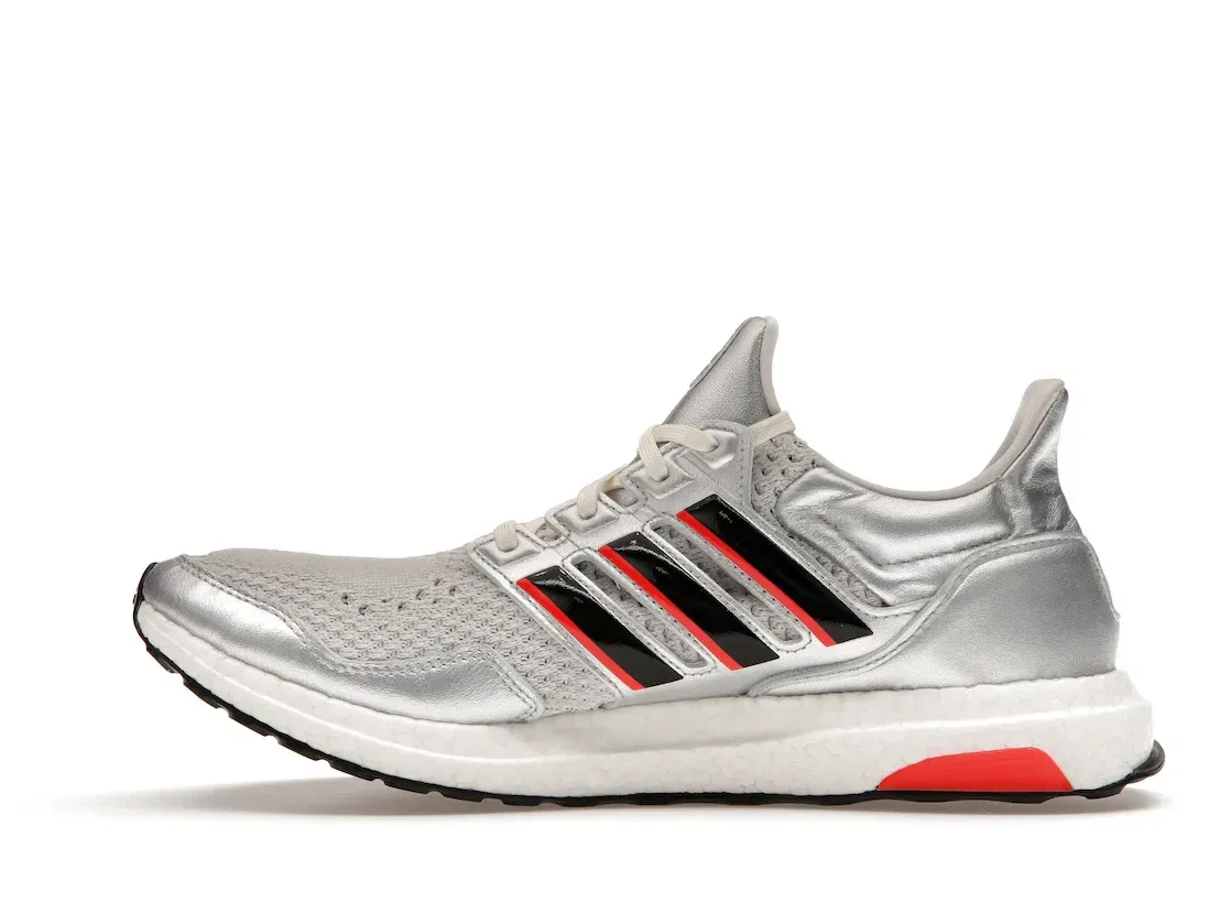 Фото № 3 с приближением к товару «‎adidas Ultra Boost 1.0 DNA Disney 100th Anniversary»