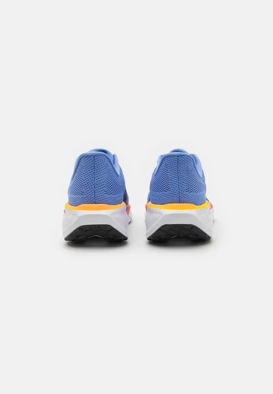Фото № 3 с приближением к товару «‎AIR ZOOM PEGASUS 41»