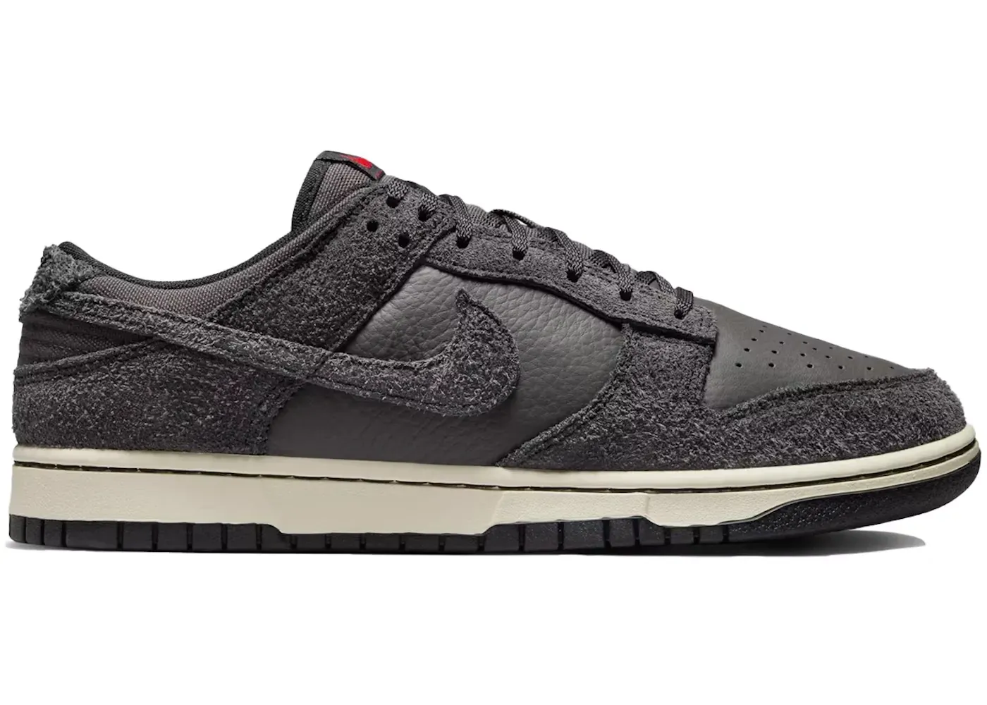 Nike Dunk Low Premium