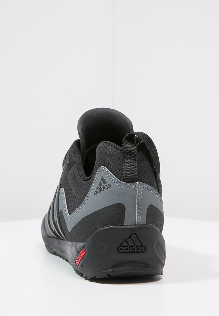 Фото № 4 с приближением к товару «‎Adidas Terrex Swift Solo»