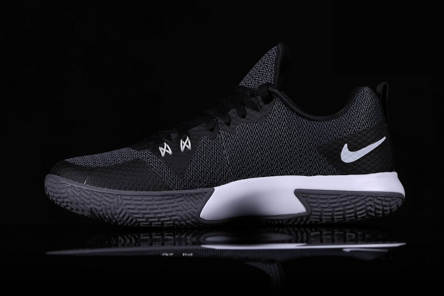 Фото № 2 с приближением к товару «‎Nike Zoom Live II Oreo »