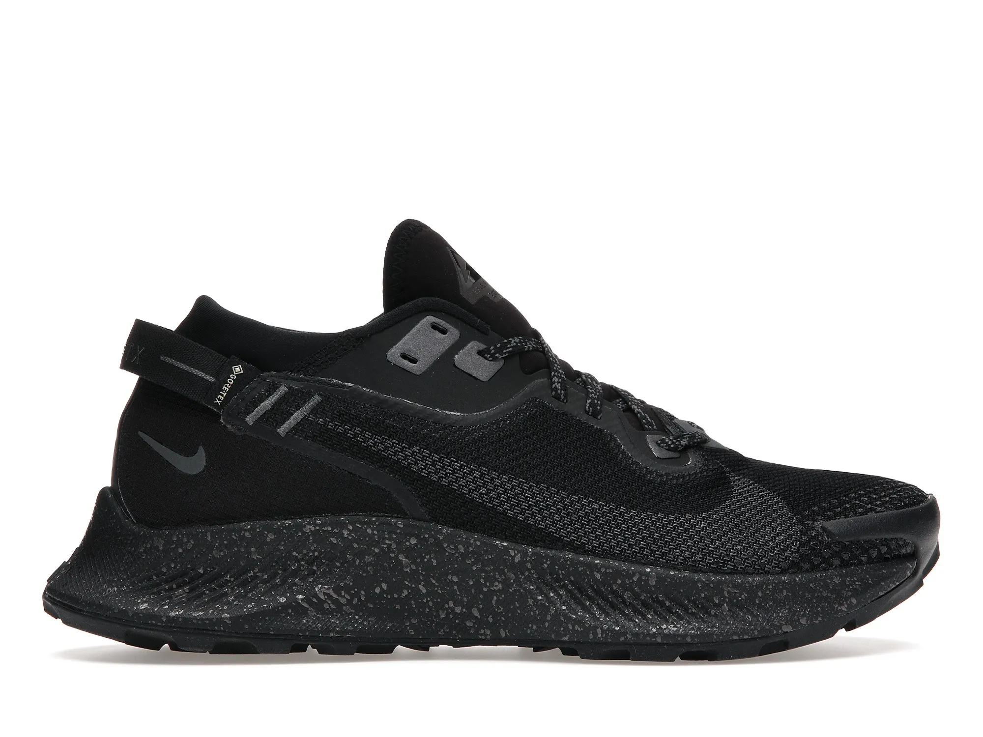 Фото № 1 с приближением к товару «‎Nike Pegasus Trail 2 Gore-Tex Black Metallic Dark Grey »