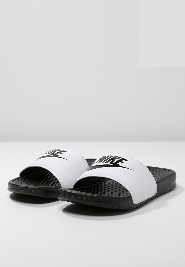 Фото № 3 с приближением к товару «‎Nike Benassi Jdi »