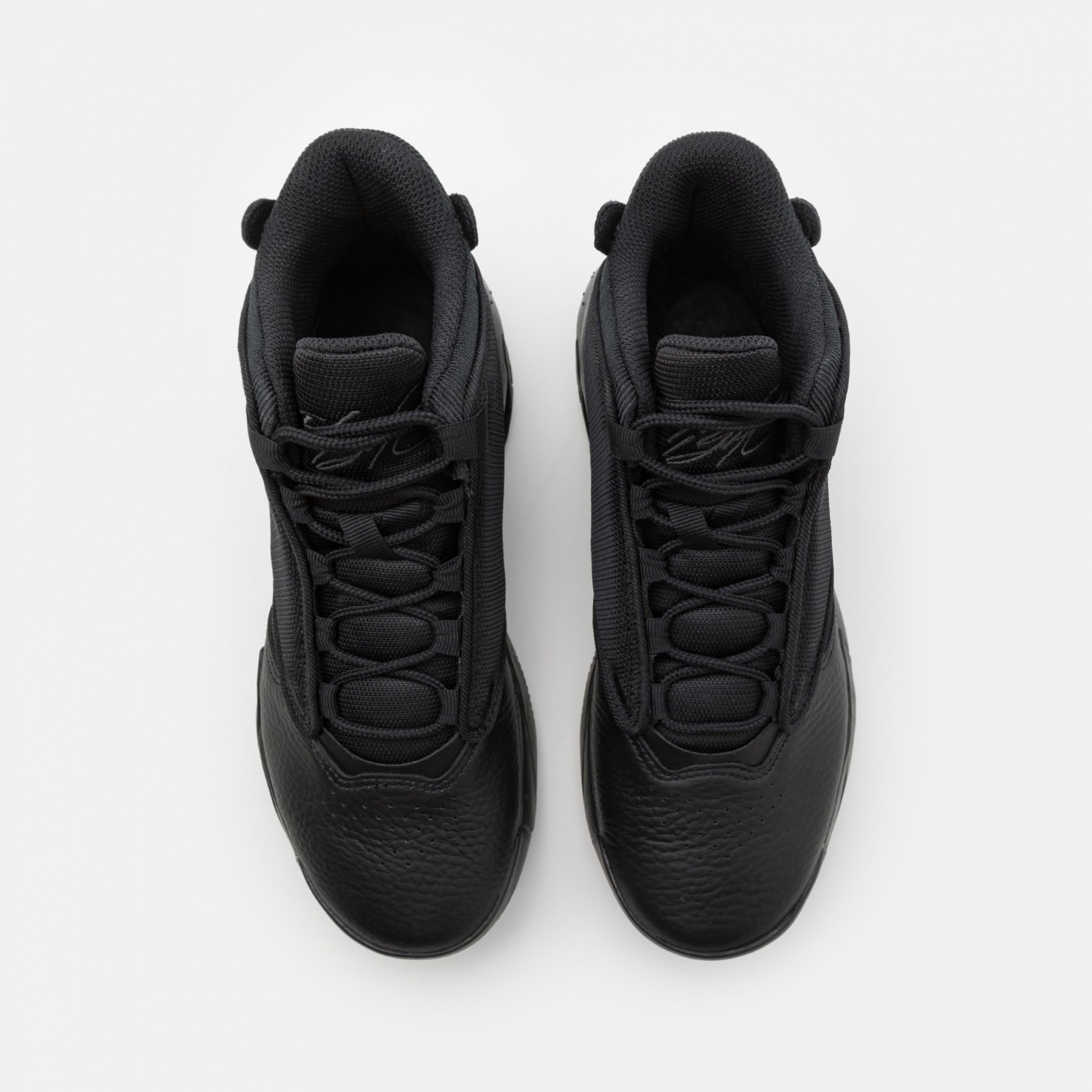 Фото № 4 с приближением к товару «‎Jordan Max Aura 4 »