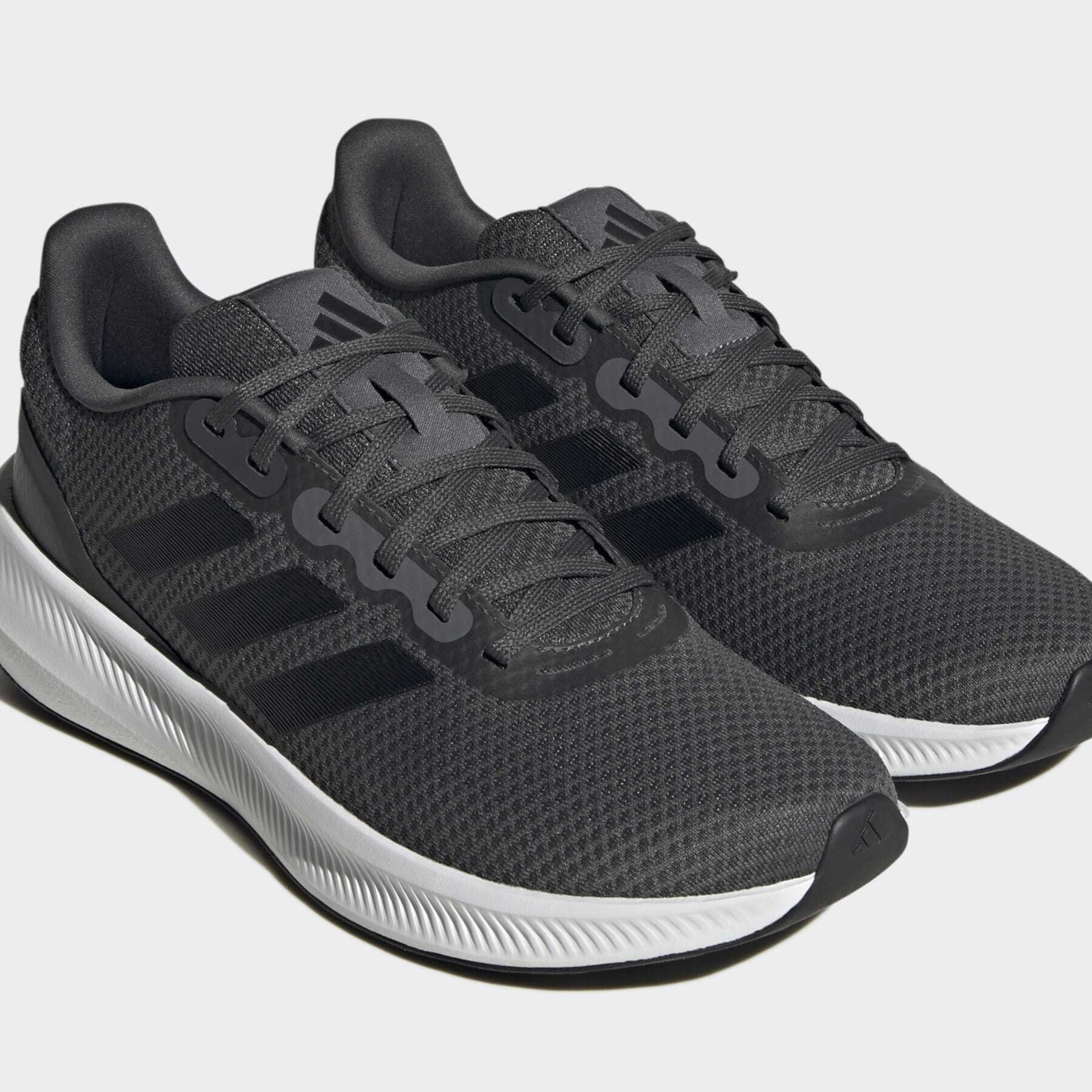 Фото № 2 с приближением к товару «‎Adidas 3.0»