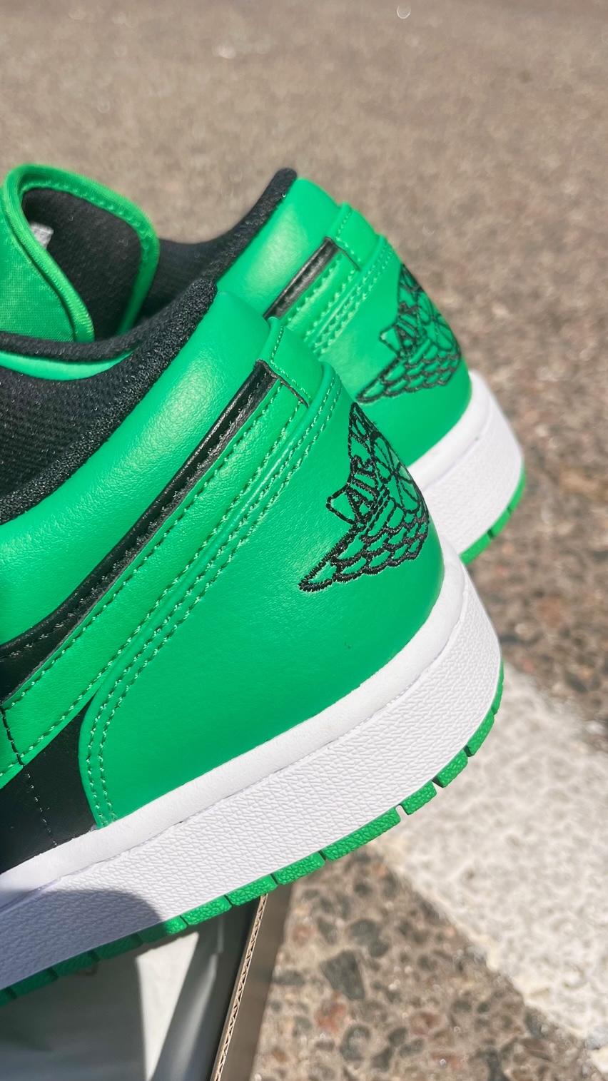 Фото № 3 с приближением к товару «‎Air Jordan 1 Low»