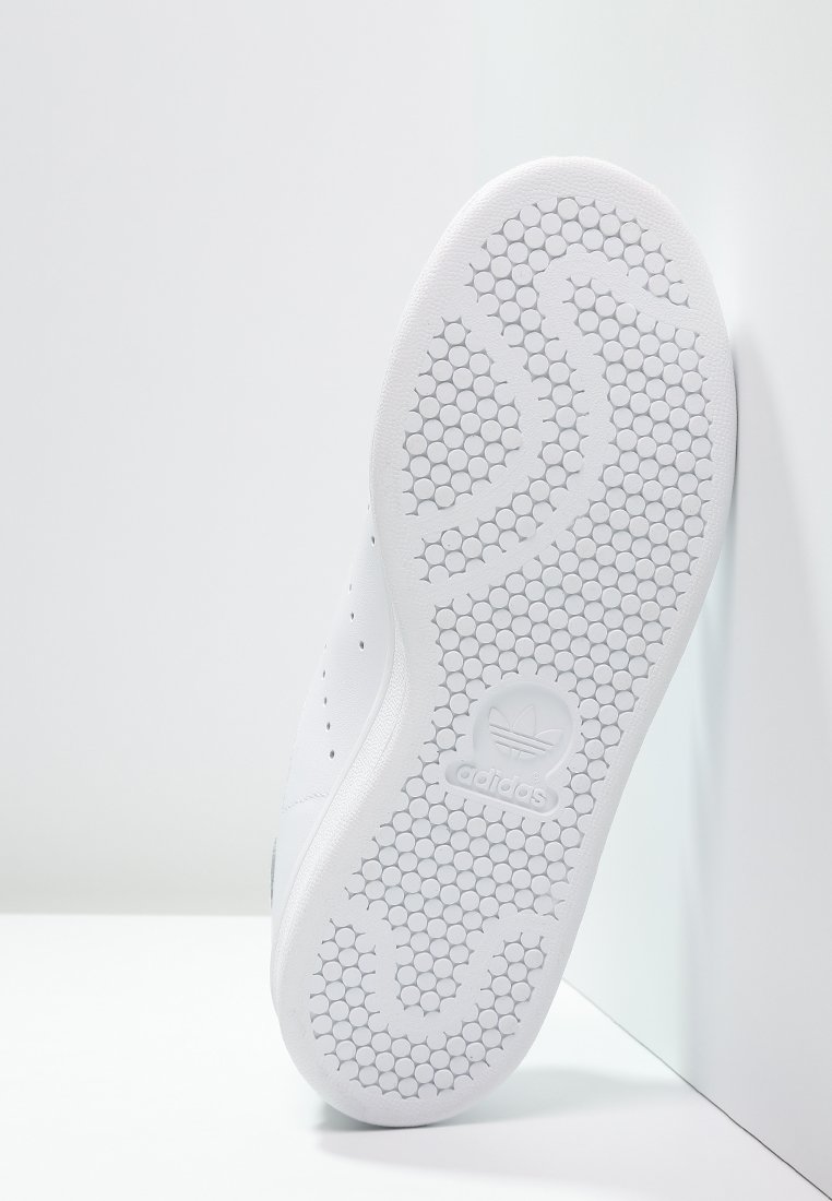 Фото № 5 с приближением к товару «‎Adidas Stan Smith Lace-Free Shoes »