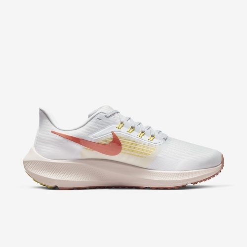 Фото № 3 с приближением к товару «‎Nike Air Zoom Pegasus 39»