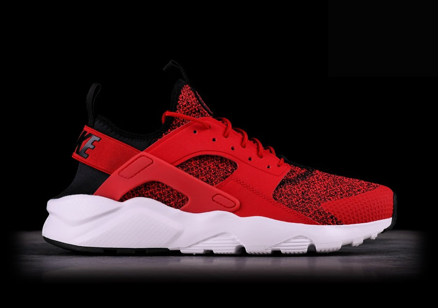 Фото № 1 с приближением к товару «‎Nike Air Huarache Ultra SE University »