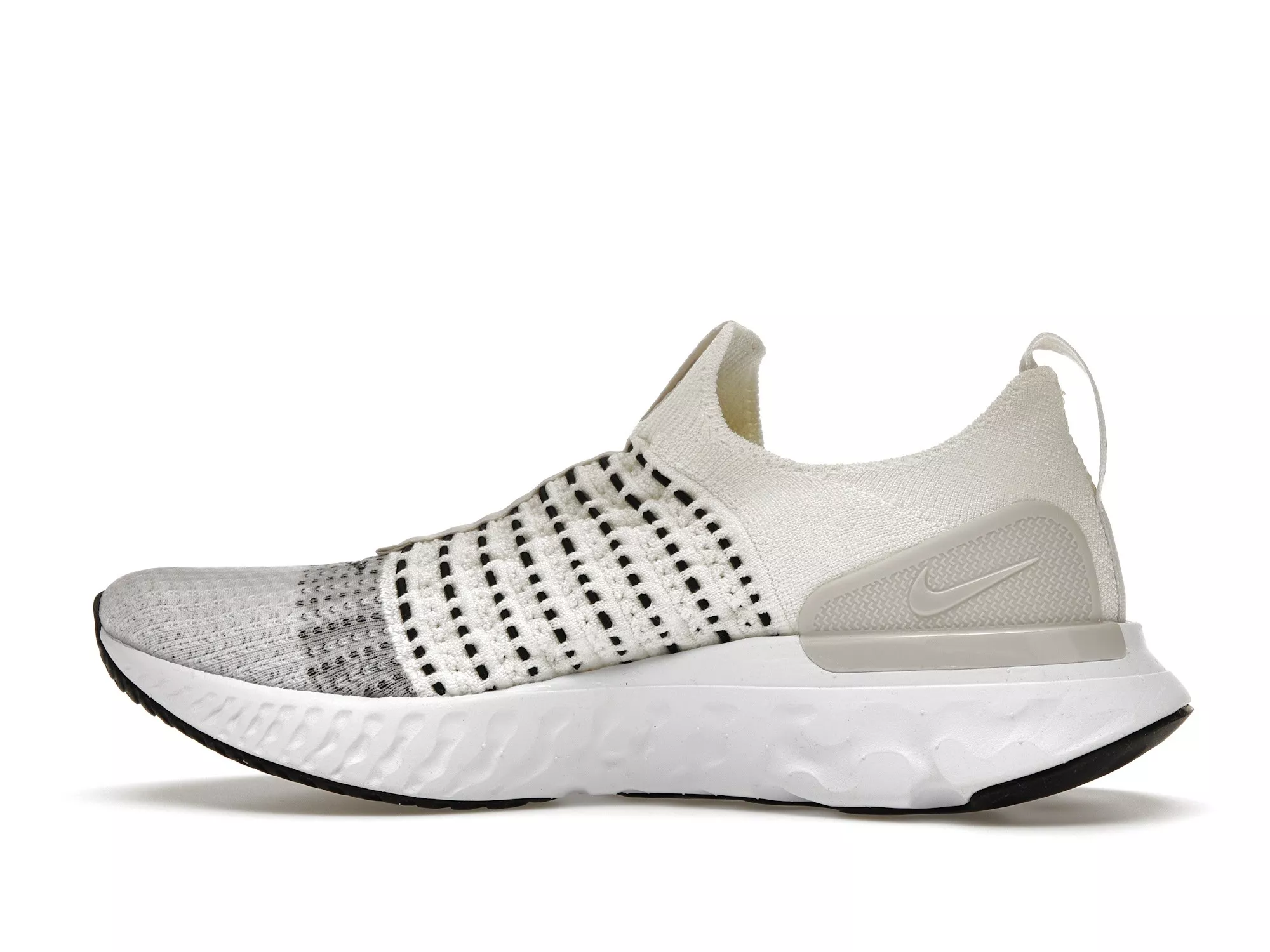 Фото № 5 с приближением к товару «‎Nike React Phantom Run Flyknit 2 Sail Light Bone»