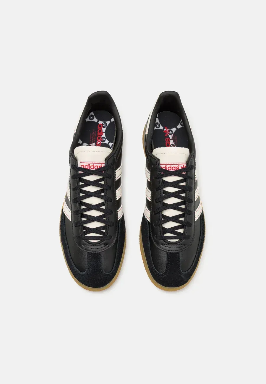 Фото № 4 с приближением к товару «‎HANDBALL SPEZIAL UNISEX»