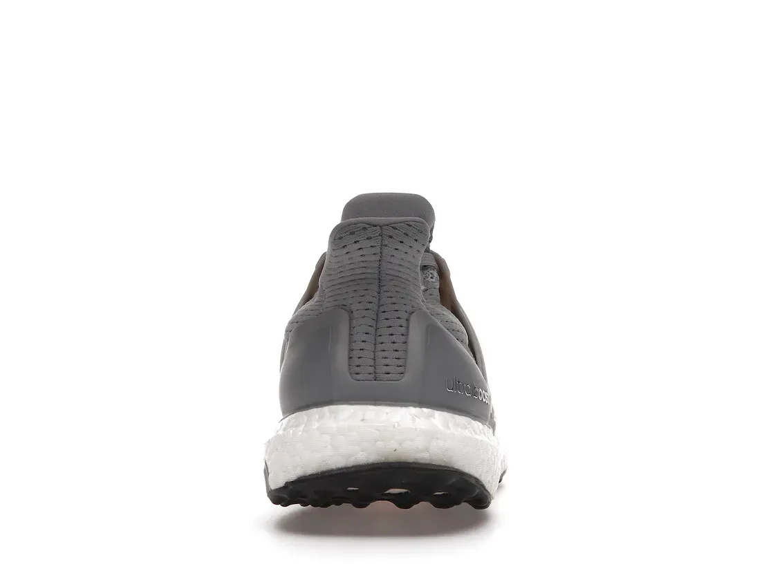 Фото № 4 с приближением к товару «‎adidas Ultra Boost 1.0 Silver Metallic Grey»