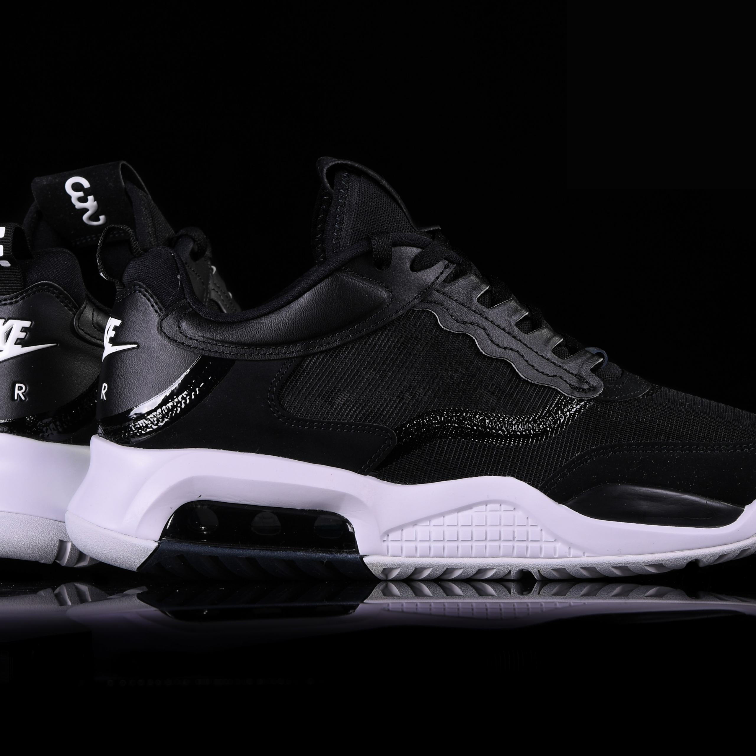 Фото № 2 с приближением к товару «‎Nike Air Jordan Max 200 Oreo »