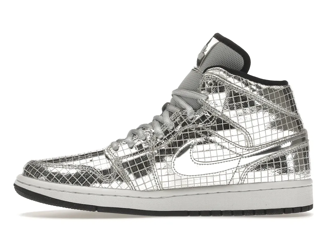 Фото № 3 с приближением к товару «‎Jordan 1 Mid SE Disco Metallic Silver »