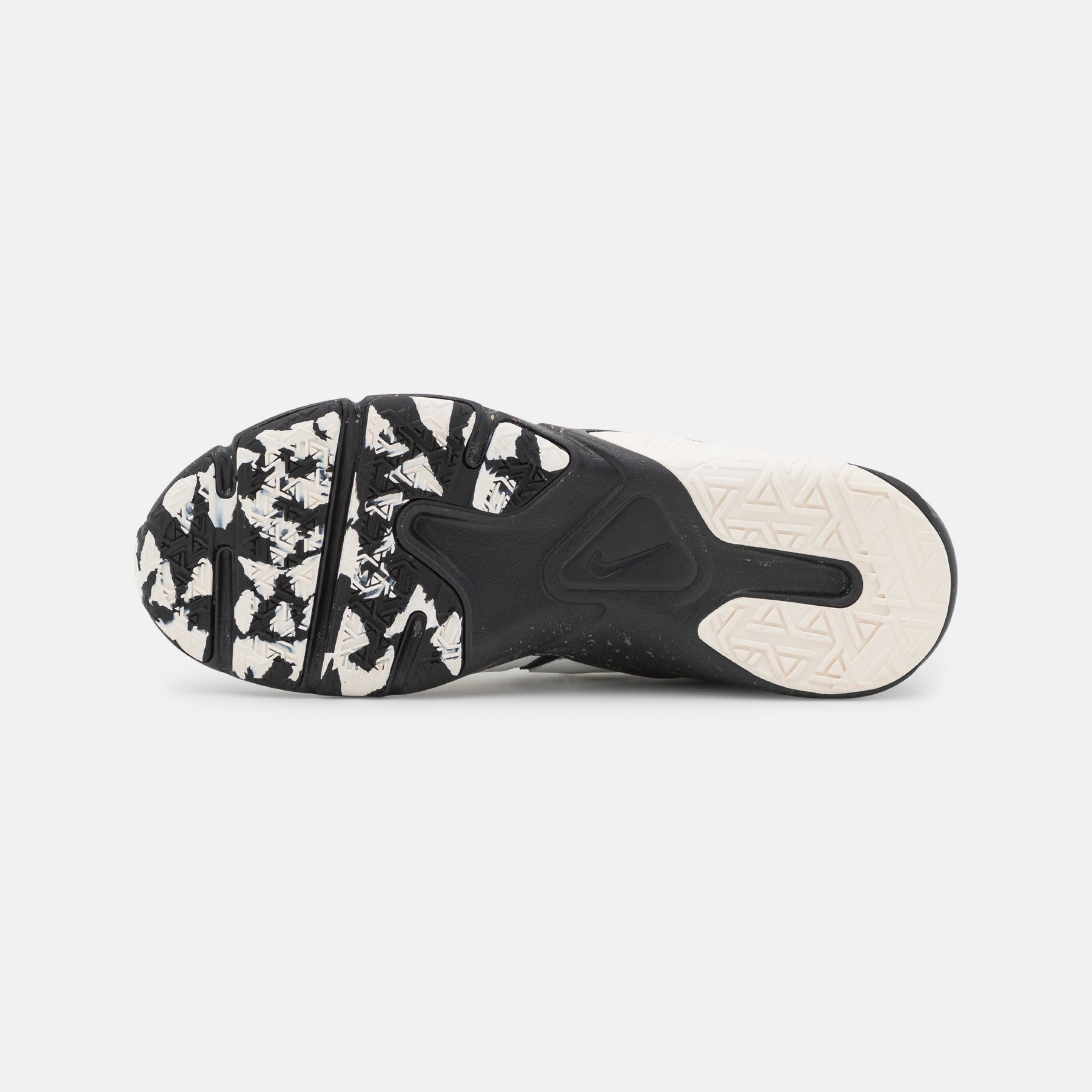 Фото № 5 с приближением к товару «‎Nike Legend Essential 2 Prm»