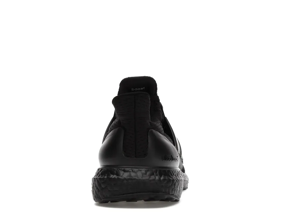 Фото № 4 с приближением к товару «‎adidas Ultra Boost 1.0 Triple Black»