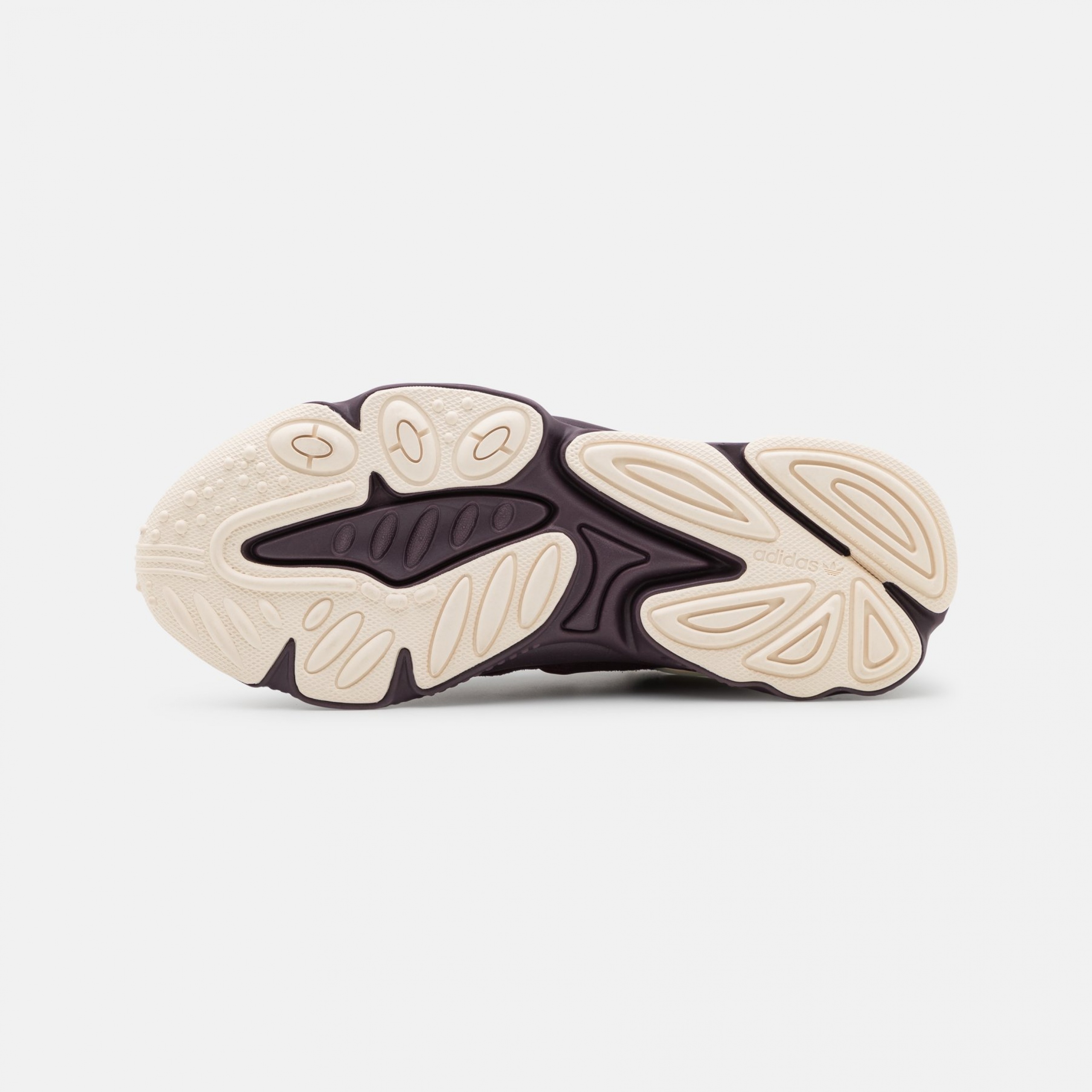 Фото № 5 с приближением к товару «‎Adidas Ozweego »