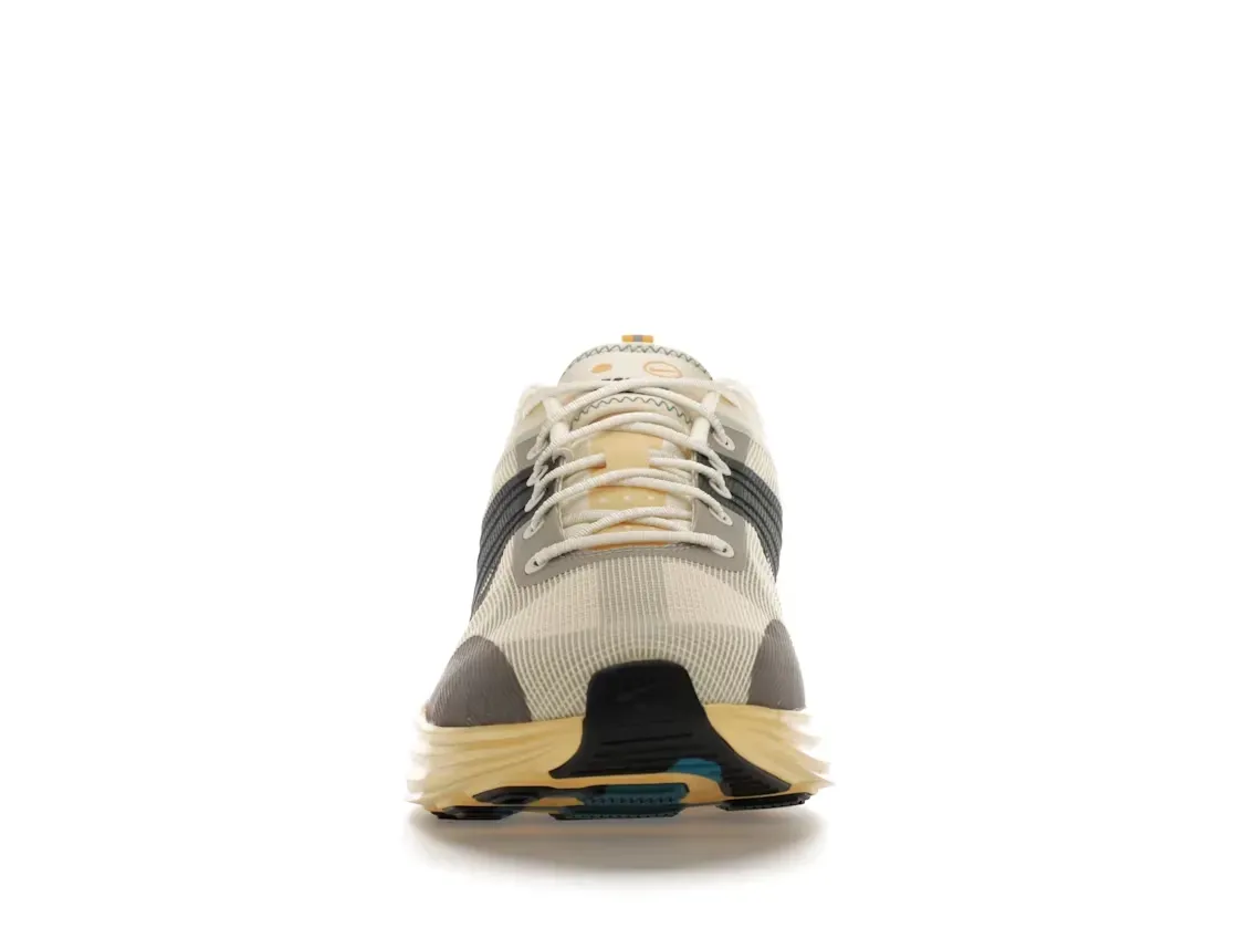 Фото № 2 с приближением к товару «‎Nike Lunar Roam»