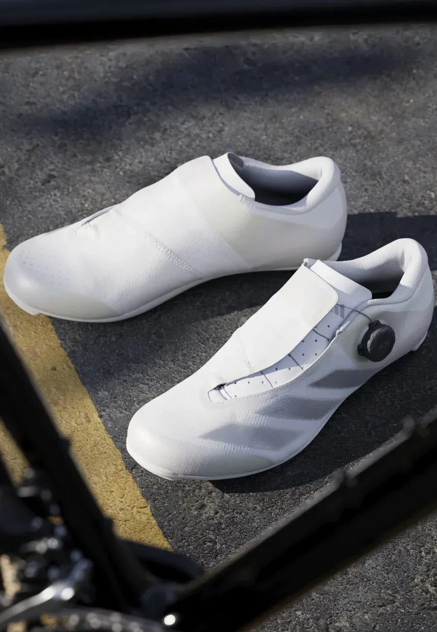 Фото № 1 с приближением к товару «‎THE ROAD BOA»