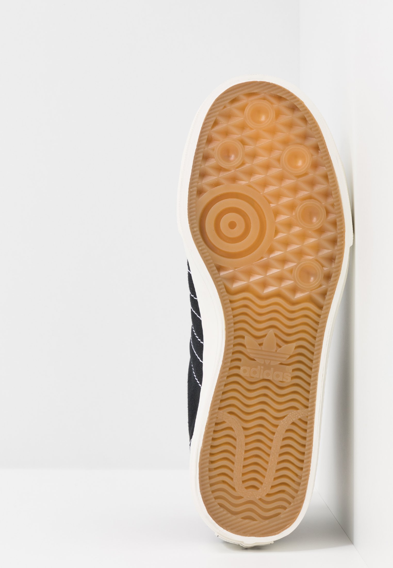 Фото № 5 с приближением к товару «‎Adidas Nizza »