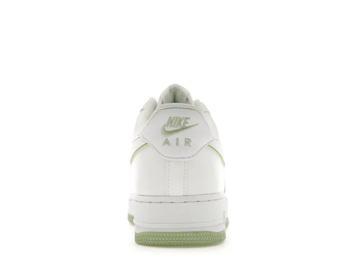 Фото № 4 с приближением к товару «‎Nike Air Force 1 Low '07 White Honeydew»