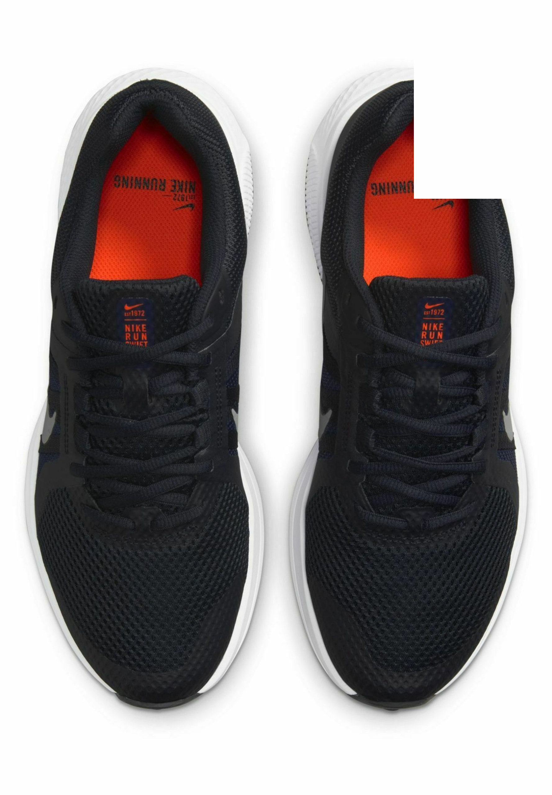 Фото № 3 с приближением к товару «‎Nike»