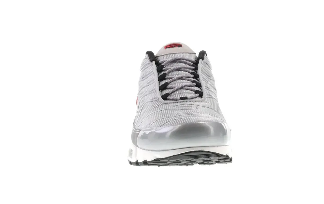 Фото № 2 с приближением к товару «‎Nike Air Max Plus Silver Bullet»