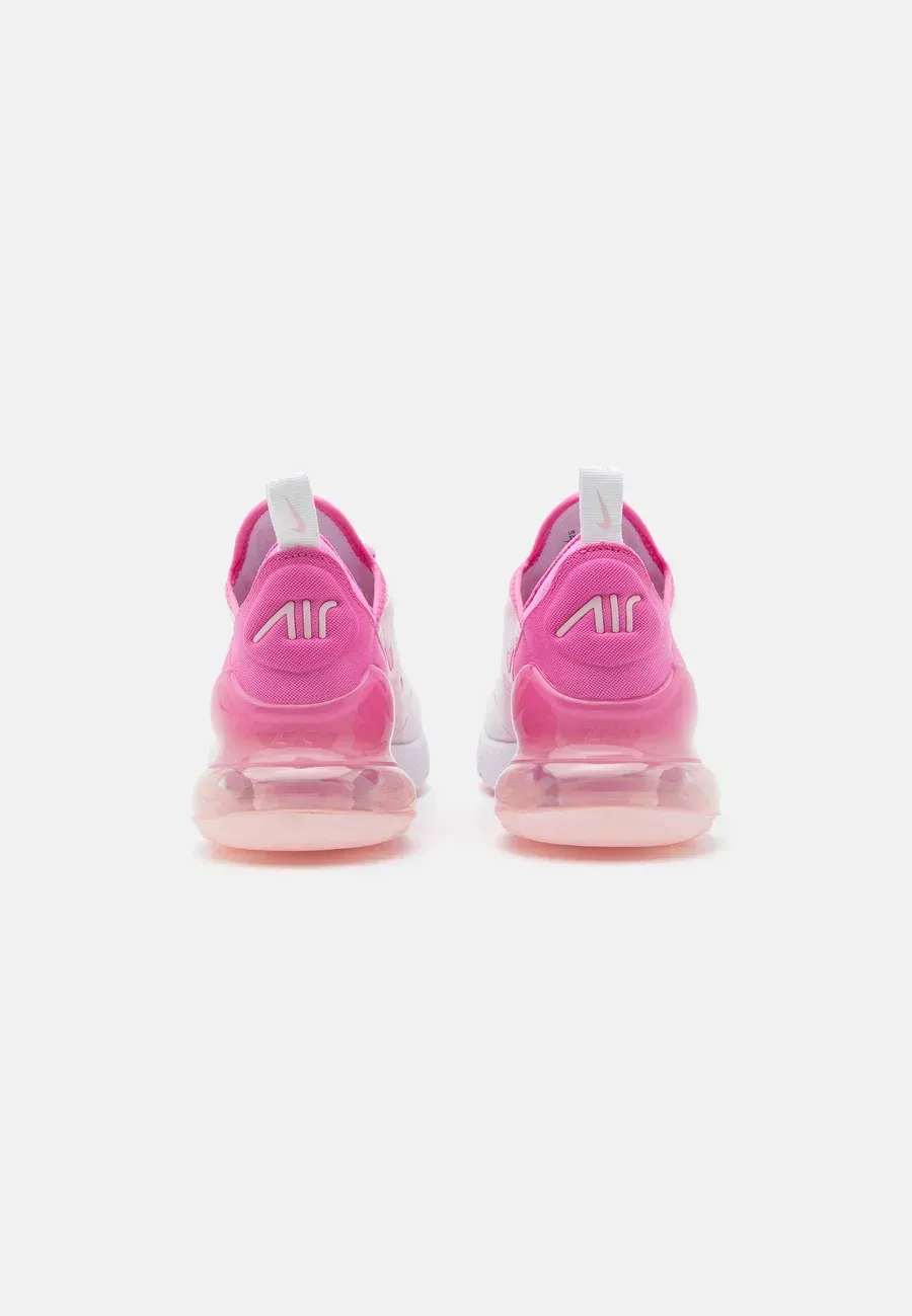 Фото № 3 с приближением к товару «‎AIR MAX 270»