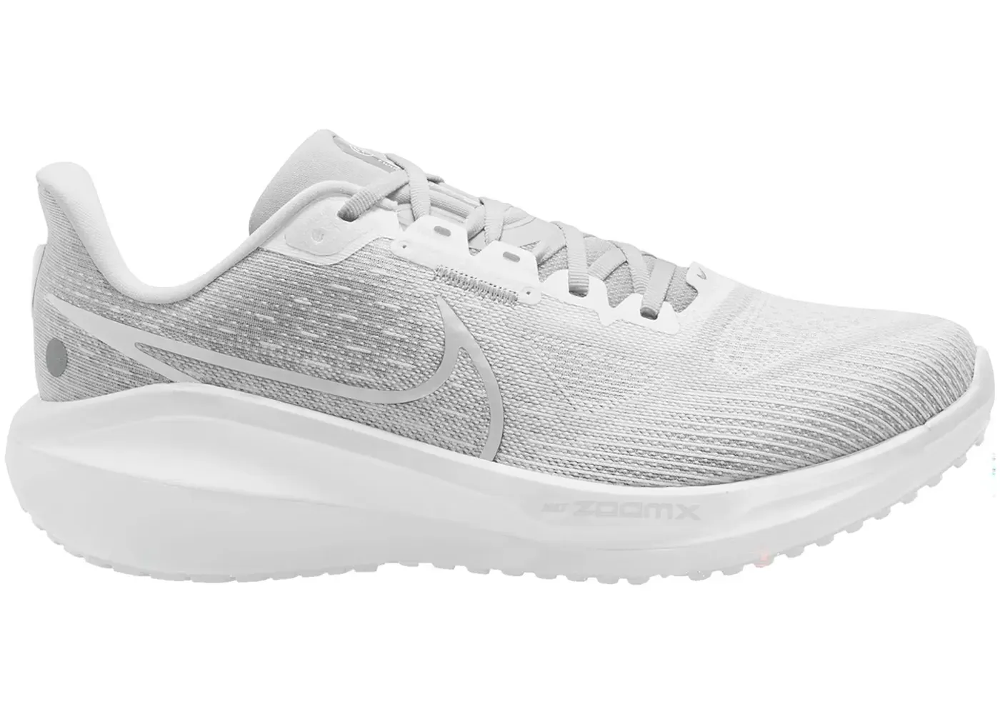 Фото № 1 с приближением к товару «‎Nike Vomero 17»