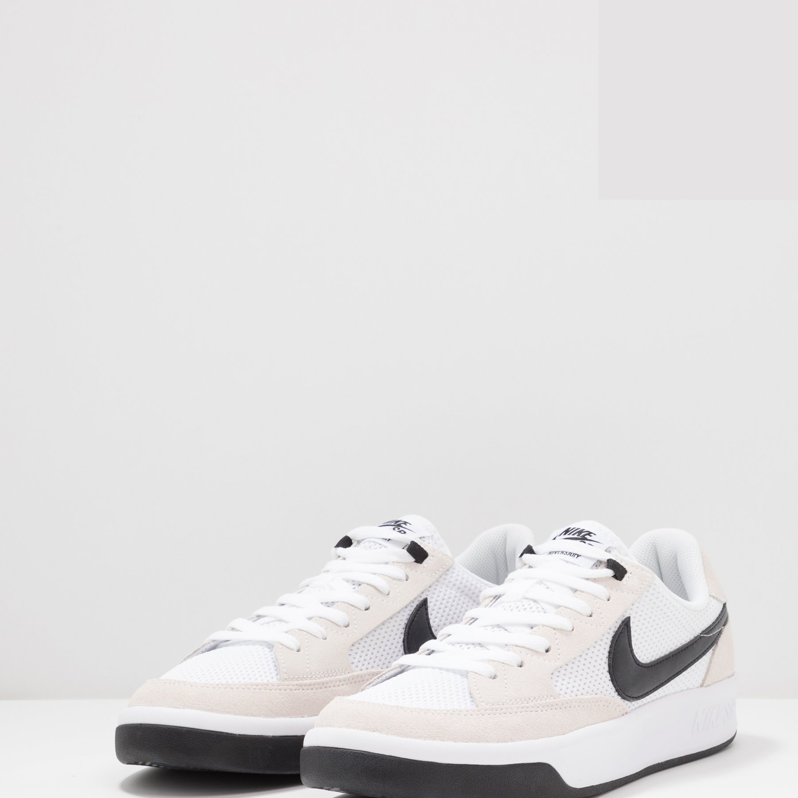 Фото № 4 с приближением к товару «‎Nike Adversary»