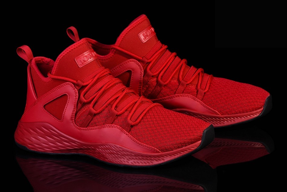 Фото № 2 с приближением к товару «‎Nike Air Jordan Formula 23 Triple »