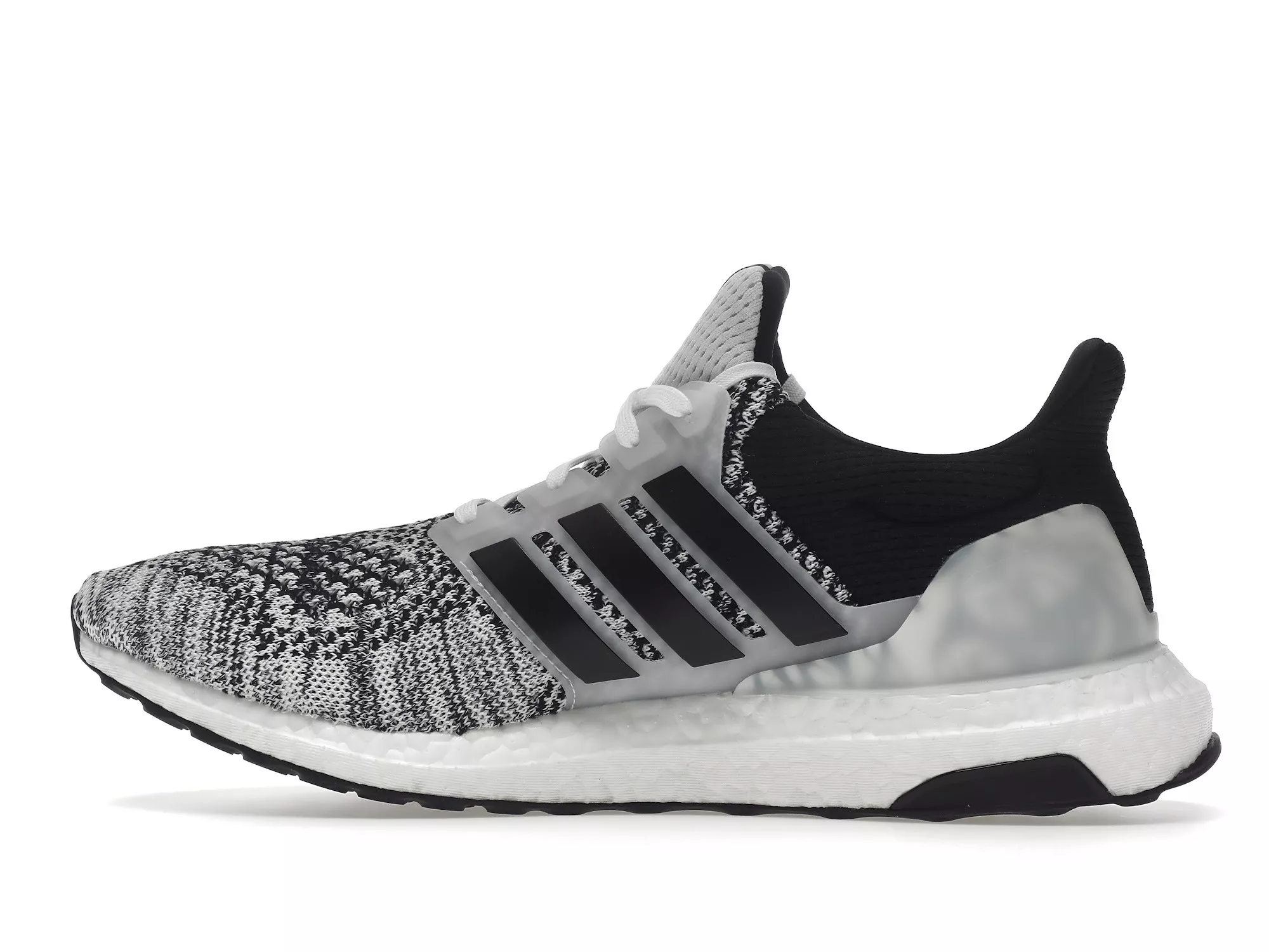 Фото № 6 с приближением к товару «‎adidas Ultra Boost 1.0 DNA Oreo (2022)»