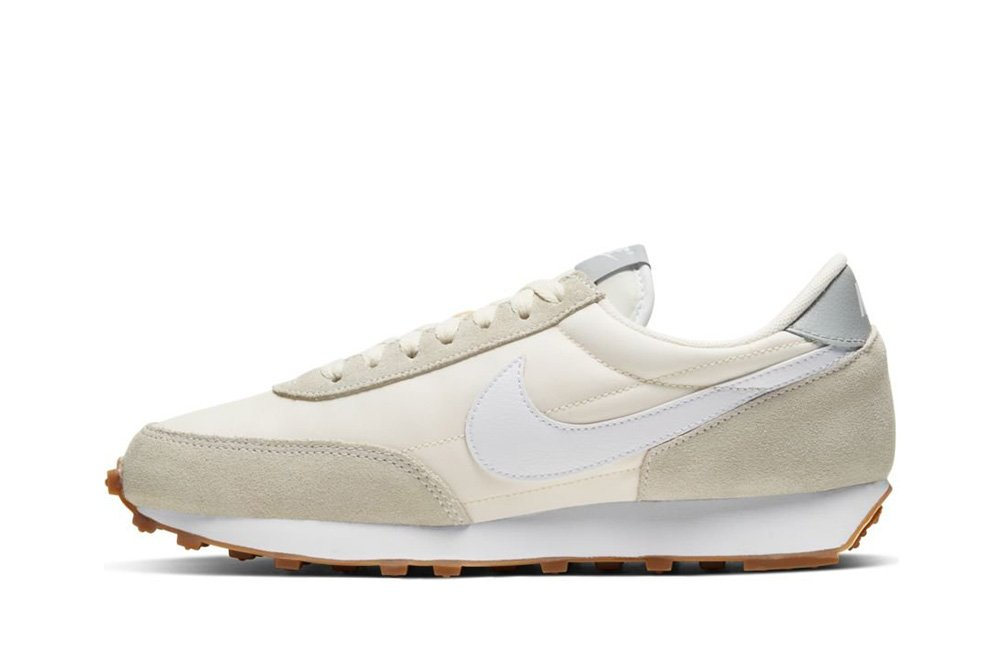 Фото № 2 с приближением к товару «‎Nike Daybreak QS Sports Shoes »