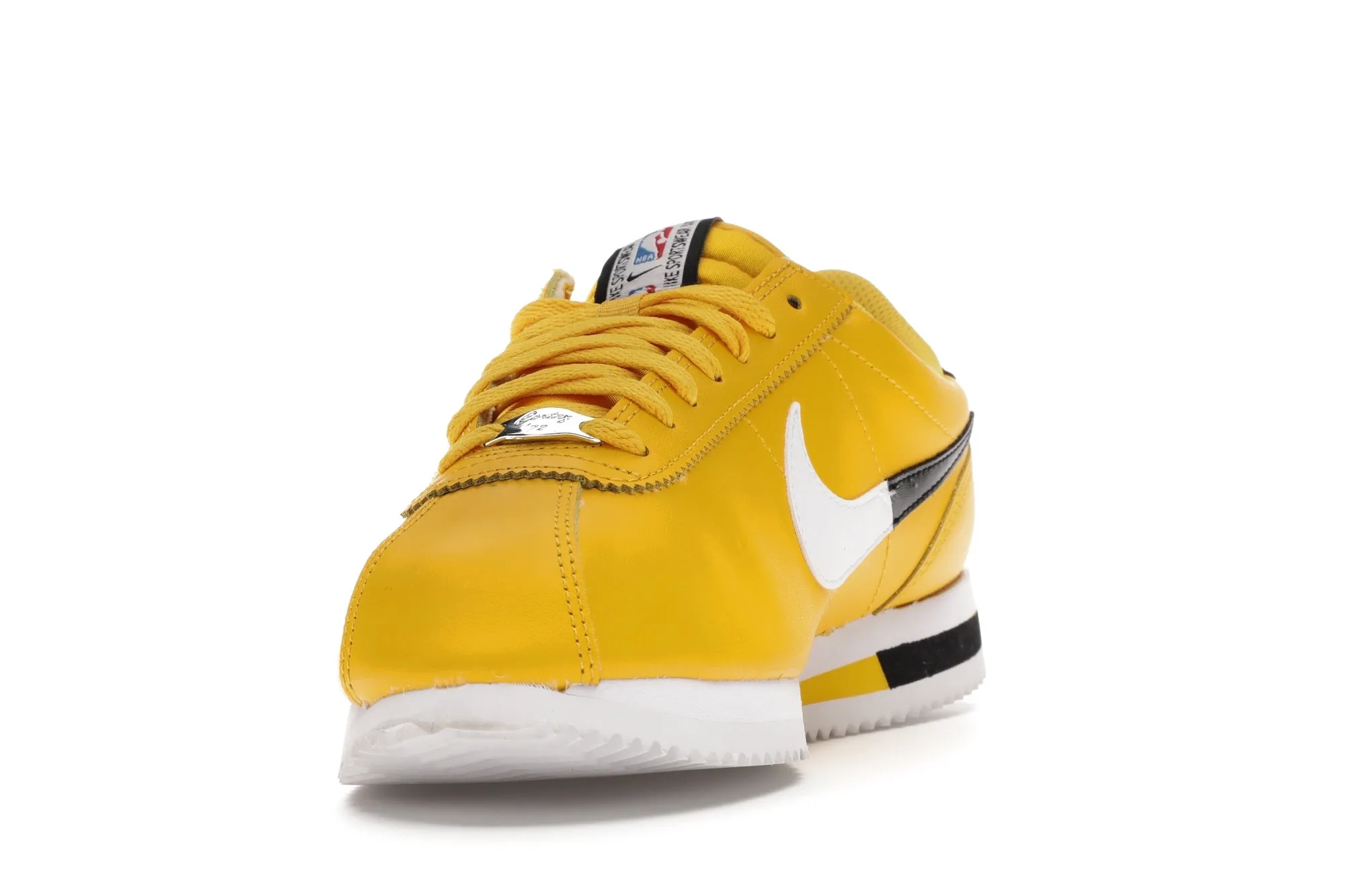 Фото № 2 с приближением к товару «‎Nike Cortez Basic NBA Amarillo»