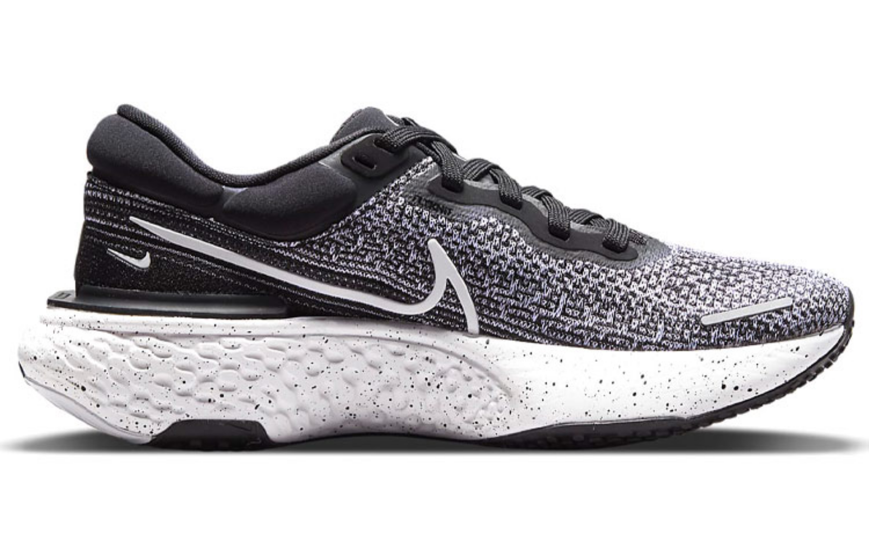 Фото № 2 с приближением к товару «‎Nike Wmns ZoomX Invincible Run Flyknit 'White Black'»