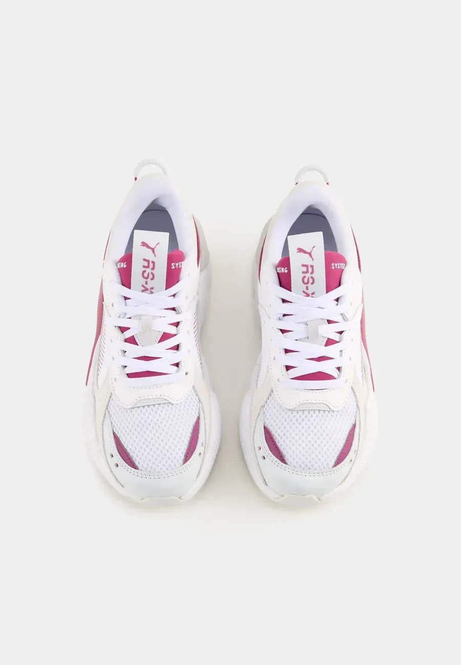 Фото № 3 с приближением к товару «‎RS-X REINVENTION»