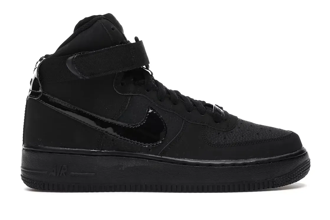 Фото № 1 с приближением к товару «‎Nike Air Force 1 High»