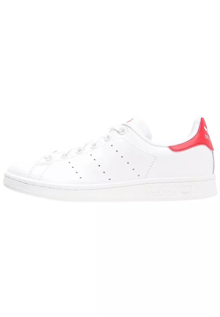 Фото № 1 с приближением к товару «‎STAN SMITH»