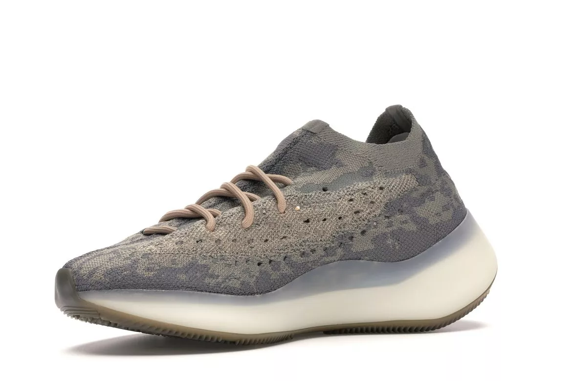 Фото № 2 с приближением к товару «‎adidas Yeezy Boost 380 Mist»