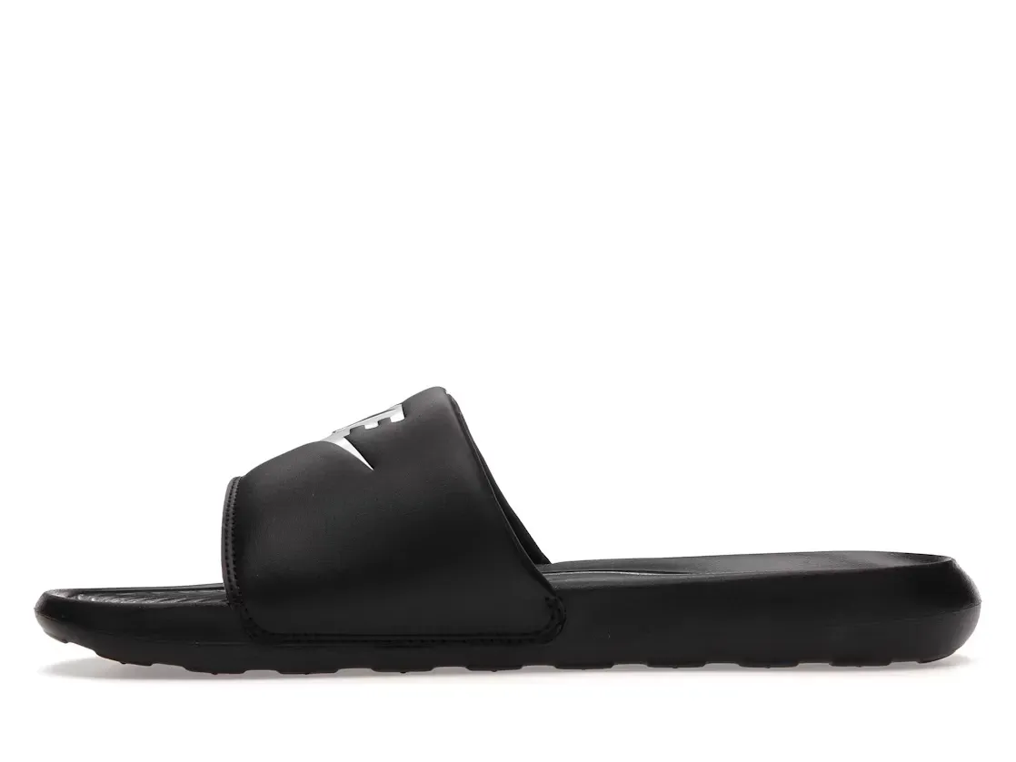 Фото № 3 с приближением к товару «‎Nike Victori One Slide»