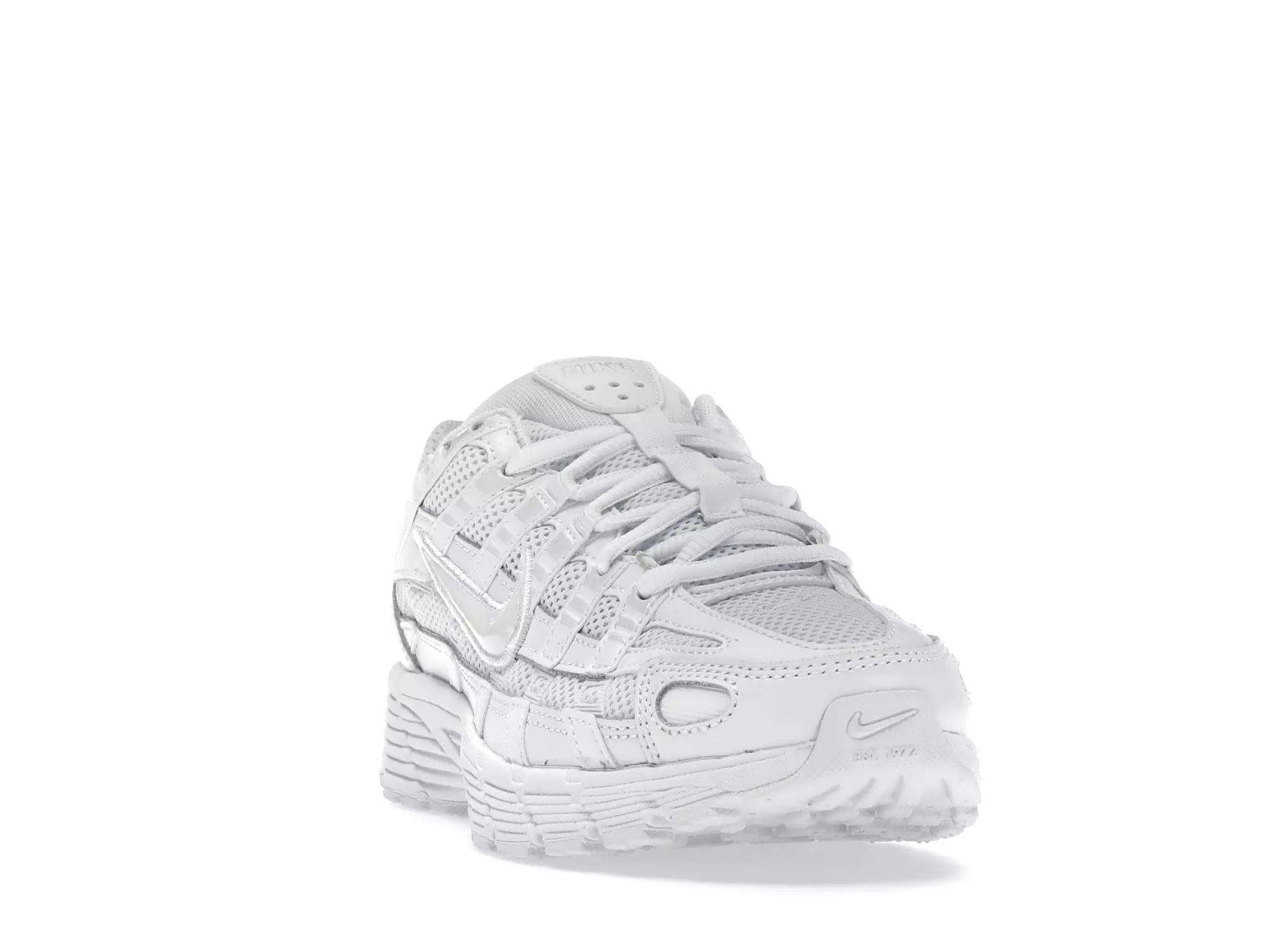 Фото № 2 с приближением к товару «‎Nike P 6000 Triple White »
