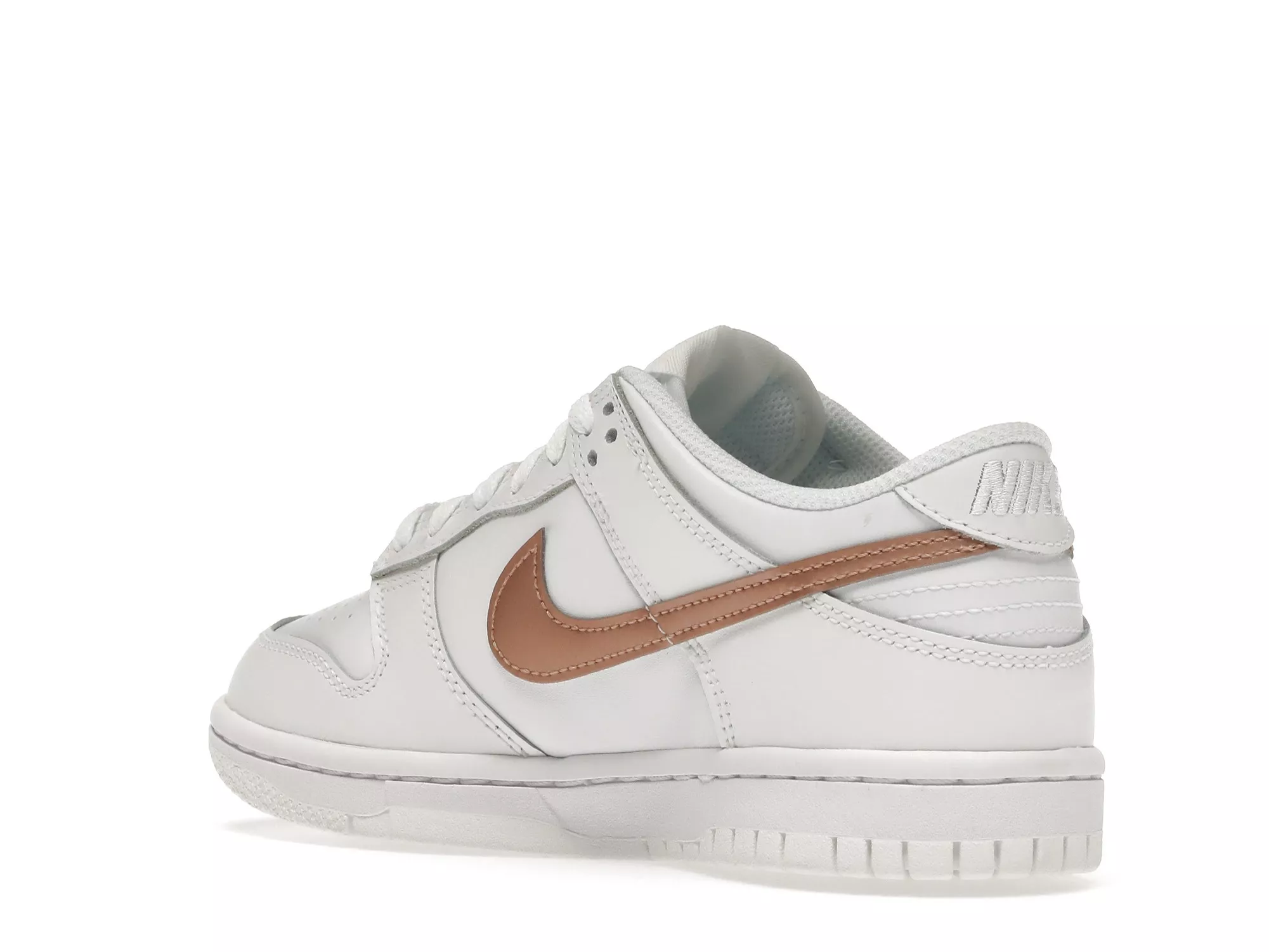 Фото № 3 с приближением к товару «‎Nike Dunk Low White Pink »