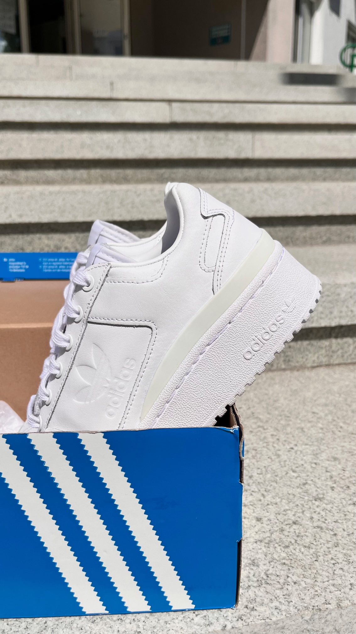 Фото № 3 с приближением к товару «‎Adidas Forum Bold»