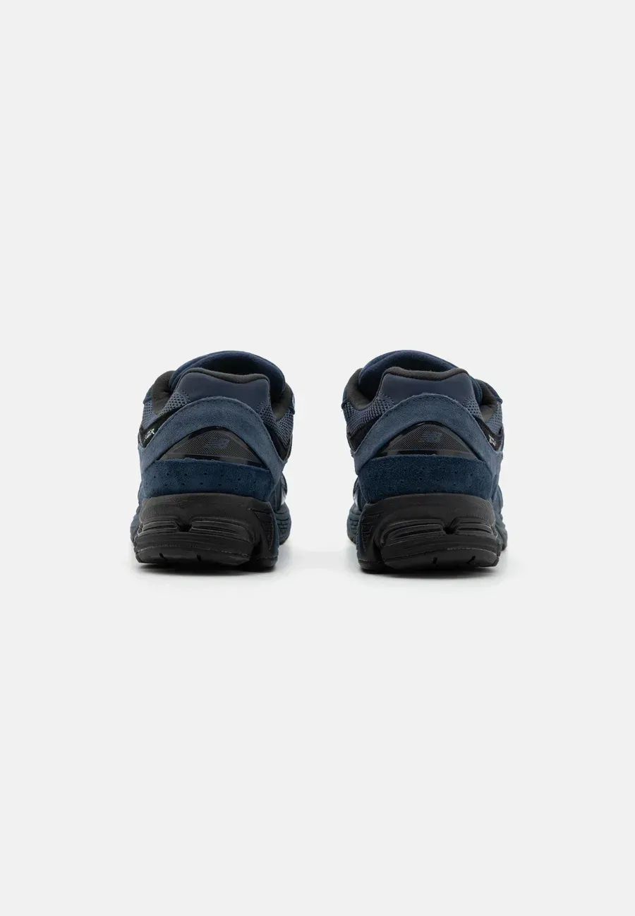 Фото № 3 с приближением к товару «‎M2002 UNISEX»