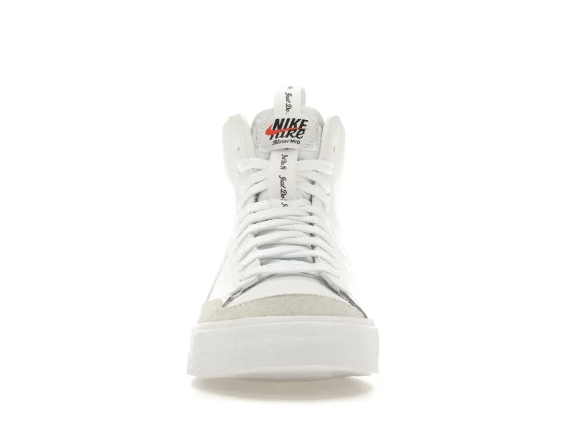 Фото № 2 с приближением к товару «‎Nike Blazer Mid 77 SE»