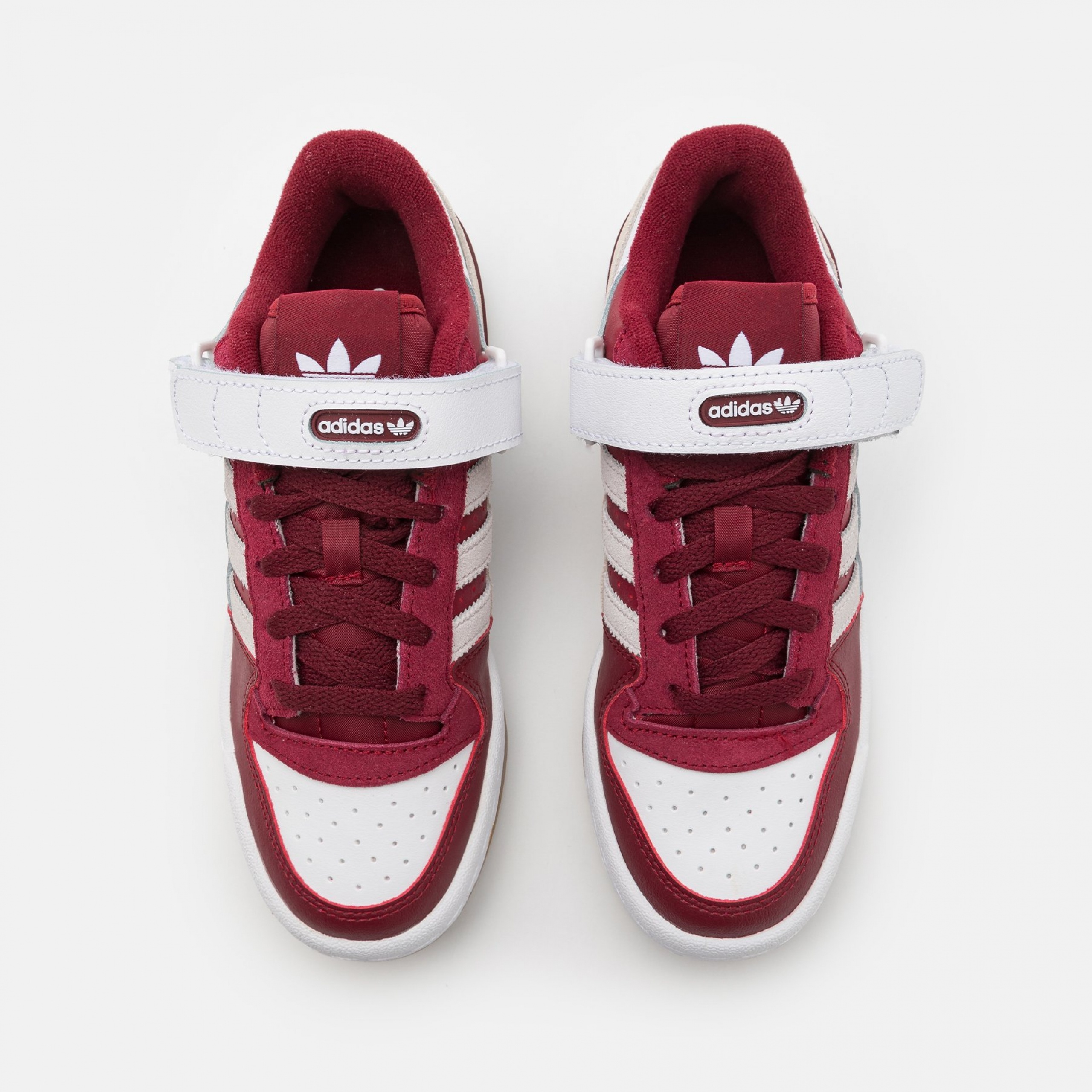 Фото № 4 с приближением к товару «‎Adidas Forum »